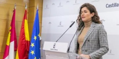 La viceconsejera de Empleo, Diálogo Social y Bienestar Laboral, Nuria Chust, comparece en rueda de prensa para dar cuenta de los datos del paro del mes de diciembre. La viceconsejera de Empleo, Diálogo Social y Bienestar Laboral, Nuria Chust, comparece en rueda de prensa para dar cuenta de los datos del paro del mes de diciembre.