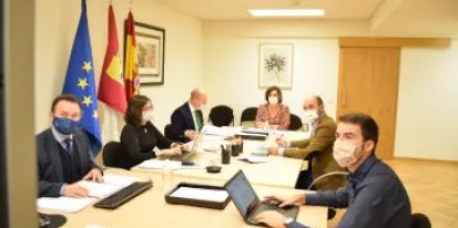La consejera de Economía, Empresas y Empleo, Patricia Franco, preside la reunión del Consejo de Administración del Instituto de Finanzas de Castilla-La Mancha. La consejera de Economía, Empresas y Empleo, Patricia Franco, preside la reunión del Consejo de Administración del Instituto de Finanzas de Castilla-La Mancha.