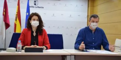 Más de un centenar de personas participan en el Foro Técnico de Prevención de Riesgos Laborales en el sector logístico organizada por el Gobierno regional Más de un centenar de personas participan en el Foro Técnico de Prevención de Riesgos Laborales en el sector logístico organizada por el Gobierno regional