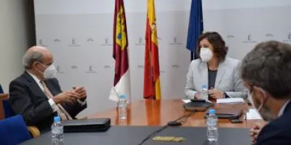 El Gobierno regional subraya su compromiso en el apoyo al impulso de la innovación y la sostenibilidad en la actividad industrial y minera El Gobierno regional subraya su compromiso en el apoyo al impulso de la innovación y la sostenibilidad en la actividad industrial y minera