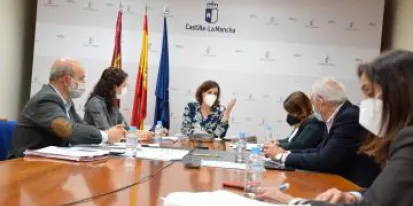 El Gobierno de Castilla-La Mancha y la FEMP abordan el diseño de la próxima convocatoria del plan de empleo El Gobierno de Castilla-La Mancha y la FEMP abordan el diseño de la próxima convocatoria del plan de empleo