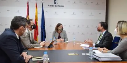 El Gobierno de Castilla-La Mancha destaca su compromiso con el desarrollo de las energías renovables y el crecimiento sostenible de la región El Gobierno de Castilla-La Mancha destaca su compromiso con el desarrollo de las energías renovables y el crecimiento sostenible de la región