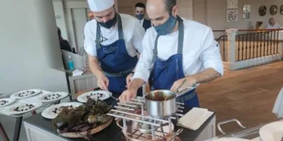 Las Rutas Raíz Culinaria evidencian un maridaje perfecto entre la oferta gastronómica y el potencial turístico de Castilla-La Mancha Las Rutas Raíz Culinaria evidencian un maridaje perfecto entre la oferta gastronómica y el potencial turístico de Castilla-La Mancha
