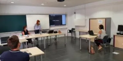 Una treintena de jóvenes cursa ya la formación bilingüe dentro de las Becas de Internacionalización promovidas por el Gobierno regional Una treintena de jóvenes cursa ya la formación bilingüe dentro de las Becas de Internacionalización promovidas por el Gobierno regional