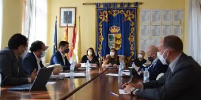 La consejera de Economía, Empresas y Empleo, Patricia Franco, se reúne con la alcaldesa de Cebolla, Silvia Díaz. La consejera de Economía, Empresas y Empleo, Patricia Franco, se reúne con la alcaldesa de Cebolla, Silvia Díaz.
