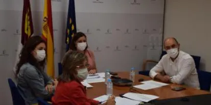 El Gobierno regional y los agentes sociales firman el acuerdo para los planes de trabajo de 2021 en el marco del Consejo de Diálogo Social El Gobierno regional y los agentes sociales firman el acuerdo para los planes de trabajo de 2021 en el marco del Consejo de Diálogo Social