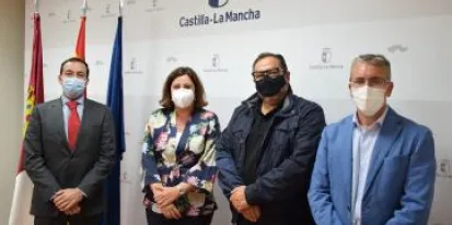El Gobierno de Castilla-La Mancha traslada su apoyo a las peluquerías y centros de estética para la recuperación económica del sector El Gobierno de Castilla-La Mancha traslada su apoyo a las peluquerías y centros de estética para la recuperación económica del sector