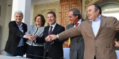 El proyecto europeo Interreg-Dialog señala el Pacto por la Recuperación Económica de Castilla-La Mancha como ejemplo de buenas prácticas de innovación en la acción política El proyecto europeo Interreg-Dialog señala el Pacto por la Recuperación Económica de Castilla-La Mancha como ejemplo de buenas prácticas de innovación en la acción política