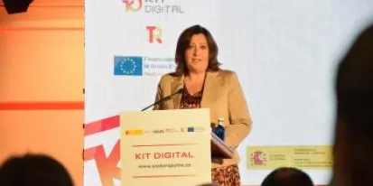 La consejera de Economía, Empresas y Empleo, Patricia Franco, inaugura la jornada informativa sobre el ‘Kit Digital’. La consejera de Economía, Empresas y Empleo, Patricia Franco, inaugura la jornada informativa sobre el ‘Kit Digital’.