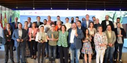 El Gobierno de Castilla-La Mancha distingue el turismo y la gastronomía como los grandes embajadores de la región El Gobierno de Castilla-La Mancha distingue el turismo y la gastronomía como los grandes embajadores de la región