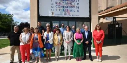 imagen de la noticia La consejera Patricia Franco inaugura el espacio de emprendimiento y coworking de El Casar, donde analiza los datos de paro registrado