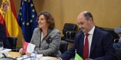 imagen de la noticia El Gobierno de Castilla-La Mancha destaca el compromiso común de las administraciones por definir un clima regulatorio que facilite la inversión