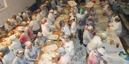 imagen de la noticia El Gobierno de Castilla-La Mancha declara la Pinta de la Caridad de Fuente el Fresno como Fiesta de Interés Turístico Regional