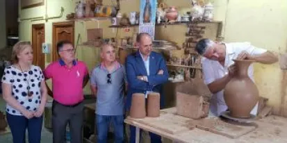 El Gobierno regional destaca el valor de los artesanos “como custodios de nuestra mejor herencia y de la seña de identidad que nos representa en todo el mundo” p1bigmn3pj13l91r9i1nmb1u67165m4.jpg